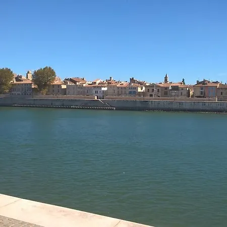 Romarin Au Pied Des Arenes Apartment *
